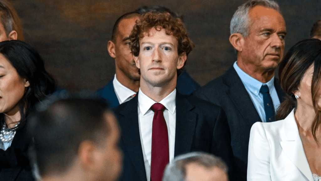 ميتا تحول 8000 موظف مغادر إلى مصدر بيانات إجباري للذكاء الاصطناعي