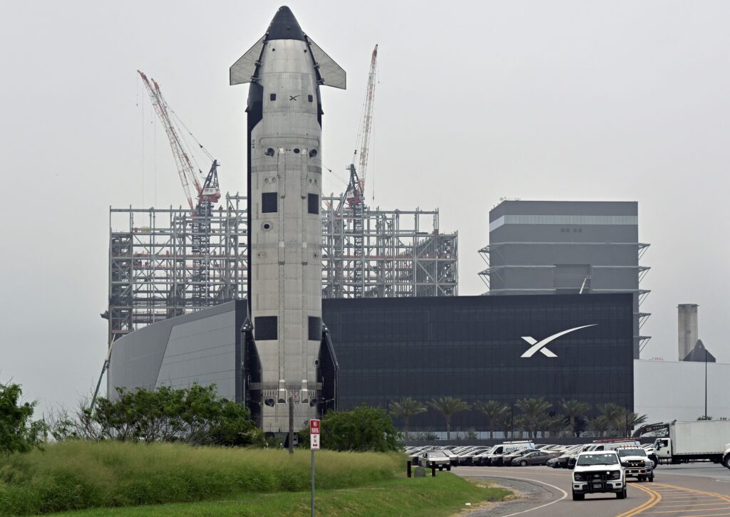 4 أرقام صادمة تكشف حقيقة طرح SpaceX العام التاريخي