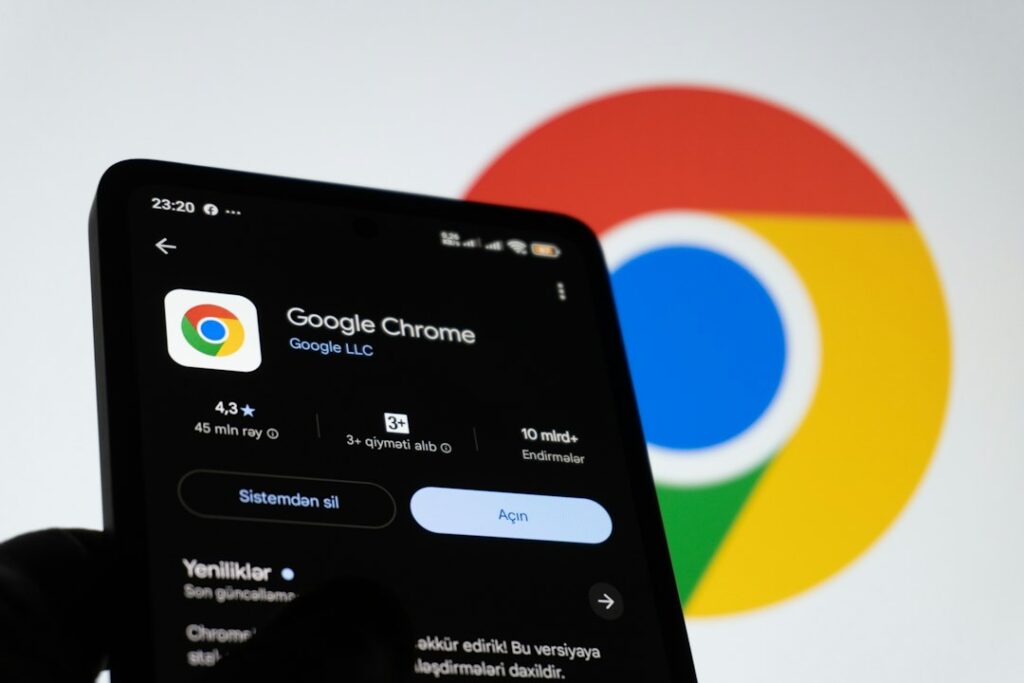 Google توسّع الملء التلقائي في Chrome ليسحب أرقام الطلبات والحجوزات من Gmail